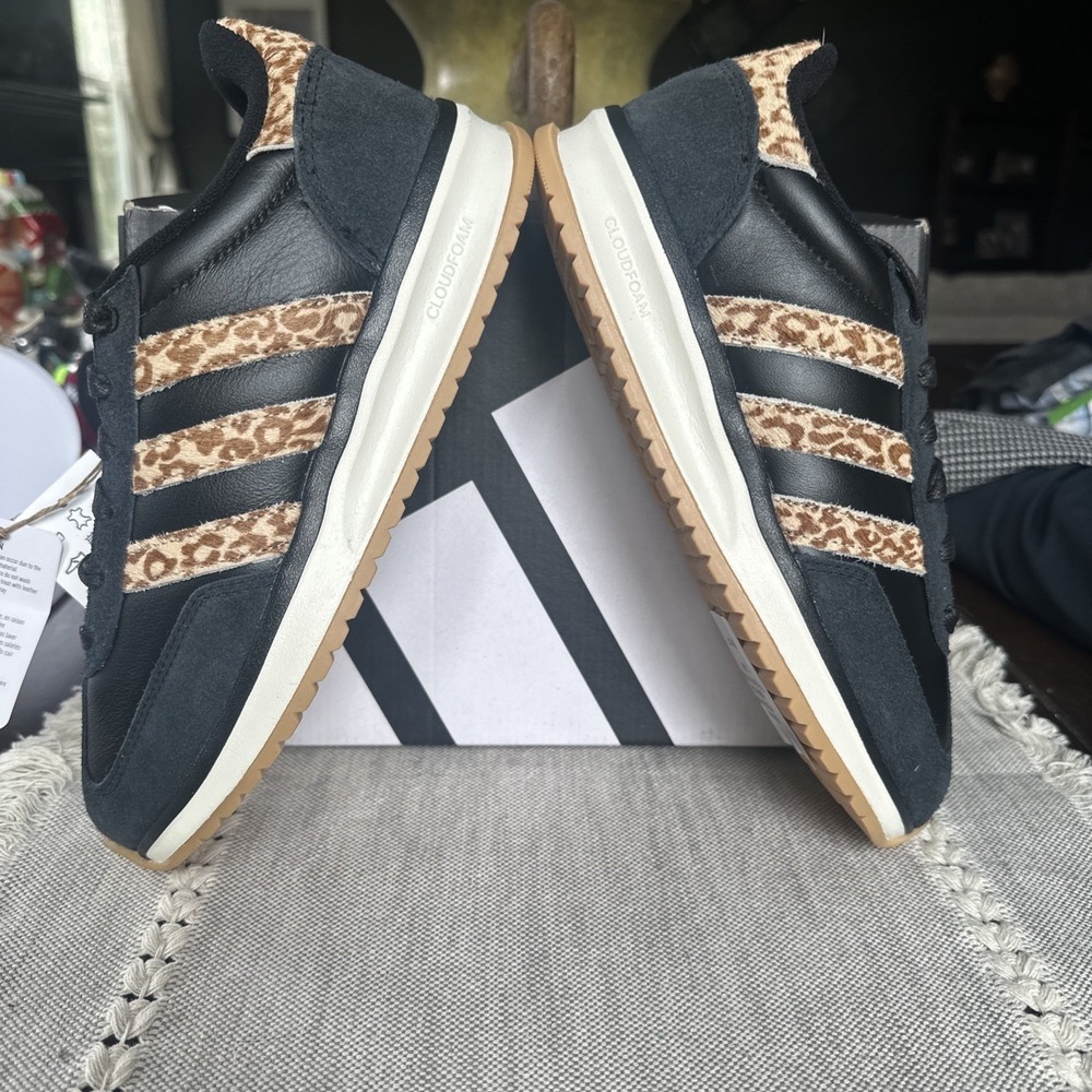 Woman's Athleisure adidas Run '70s Sneaker Size 6 Women's Real Cow Fur